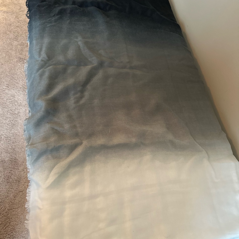 Cushnie large ombré scarf